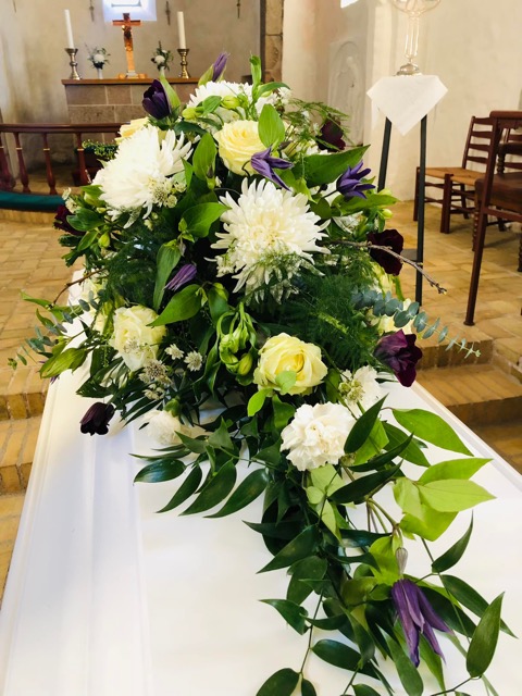 Kistepynt med clematis.jpg